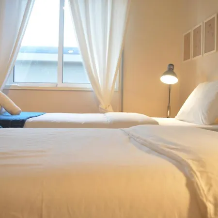 Surf House Hostel