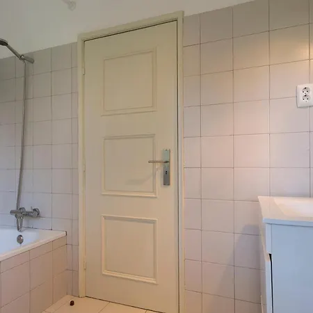 Surf House Hostel Porto
