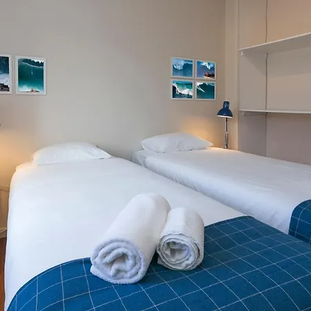 Surf House Hostel
